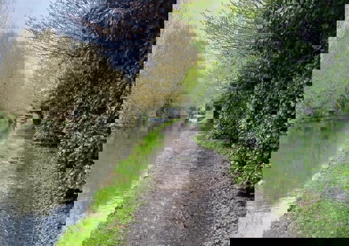 Hemel Garden Communities Helps Fund Vital Upgrade Work on the Grand Union Canal Towpath